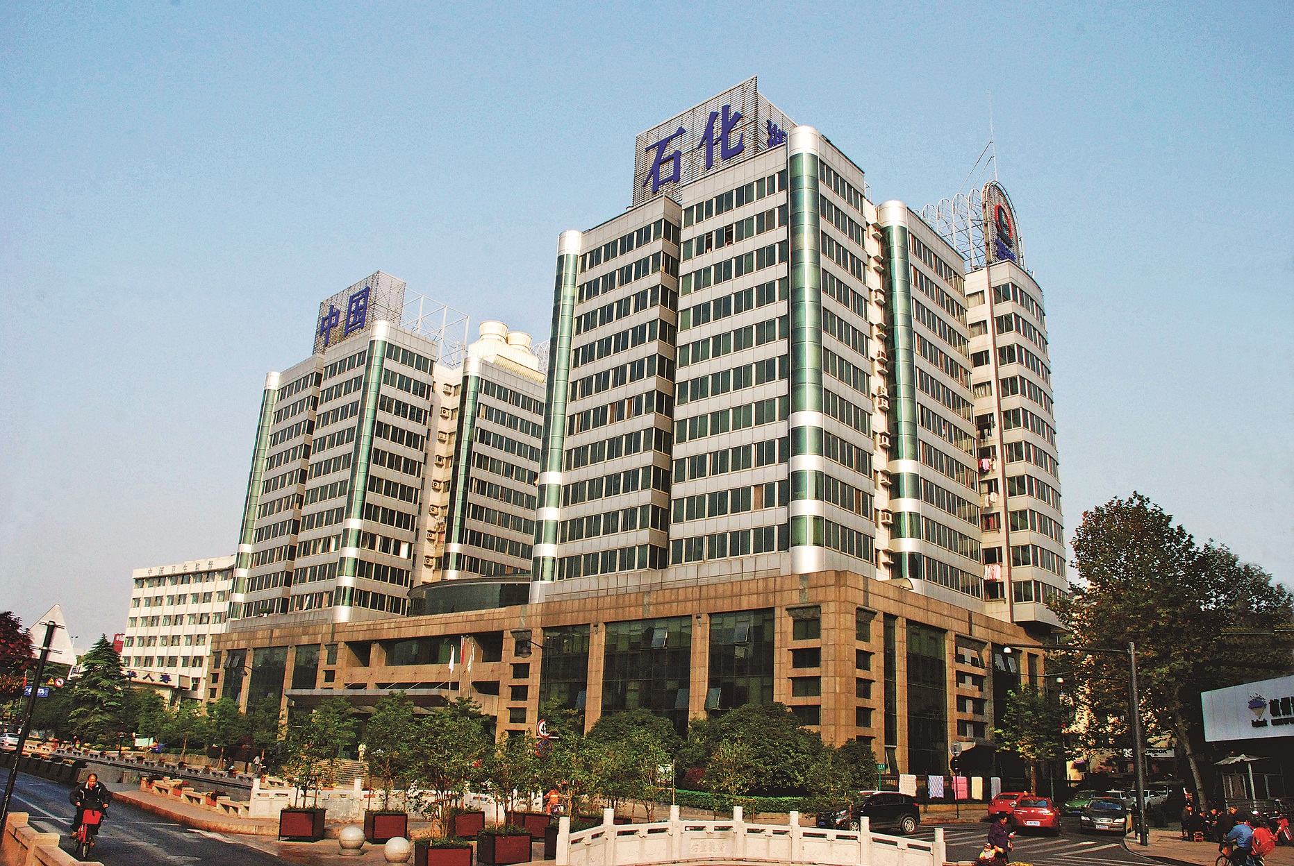 2.中國建筑工程魯班獎（國家優(yōu)質(zhì)工程）——浙江省石油總公司綜合樓12.jpg