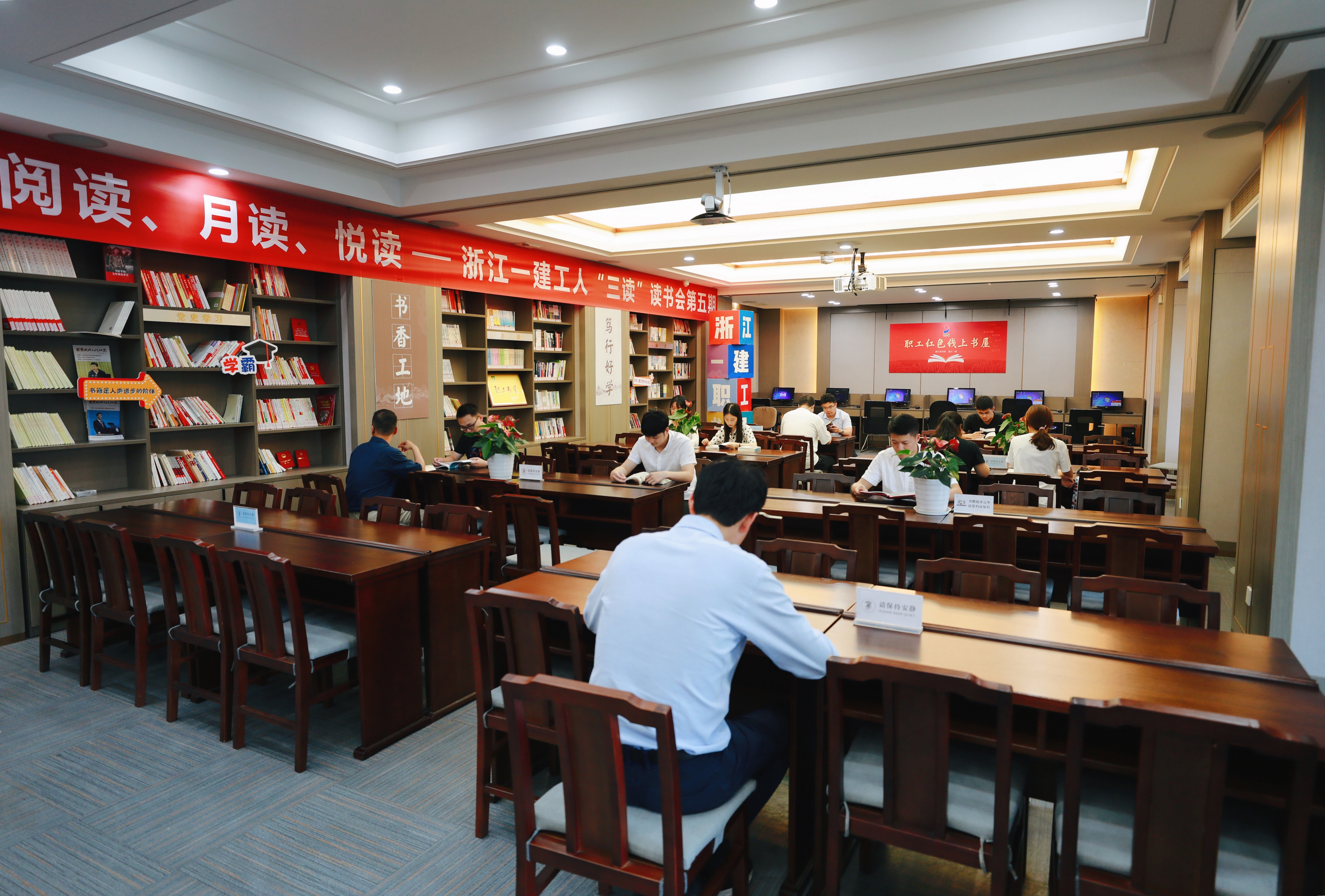 3f2cfa42-a4c4-45c4-81ed-5fc877e9989c.jpg