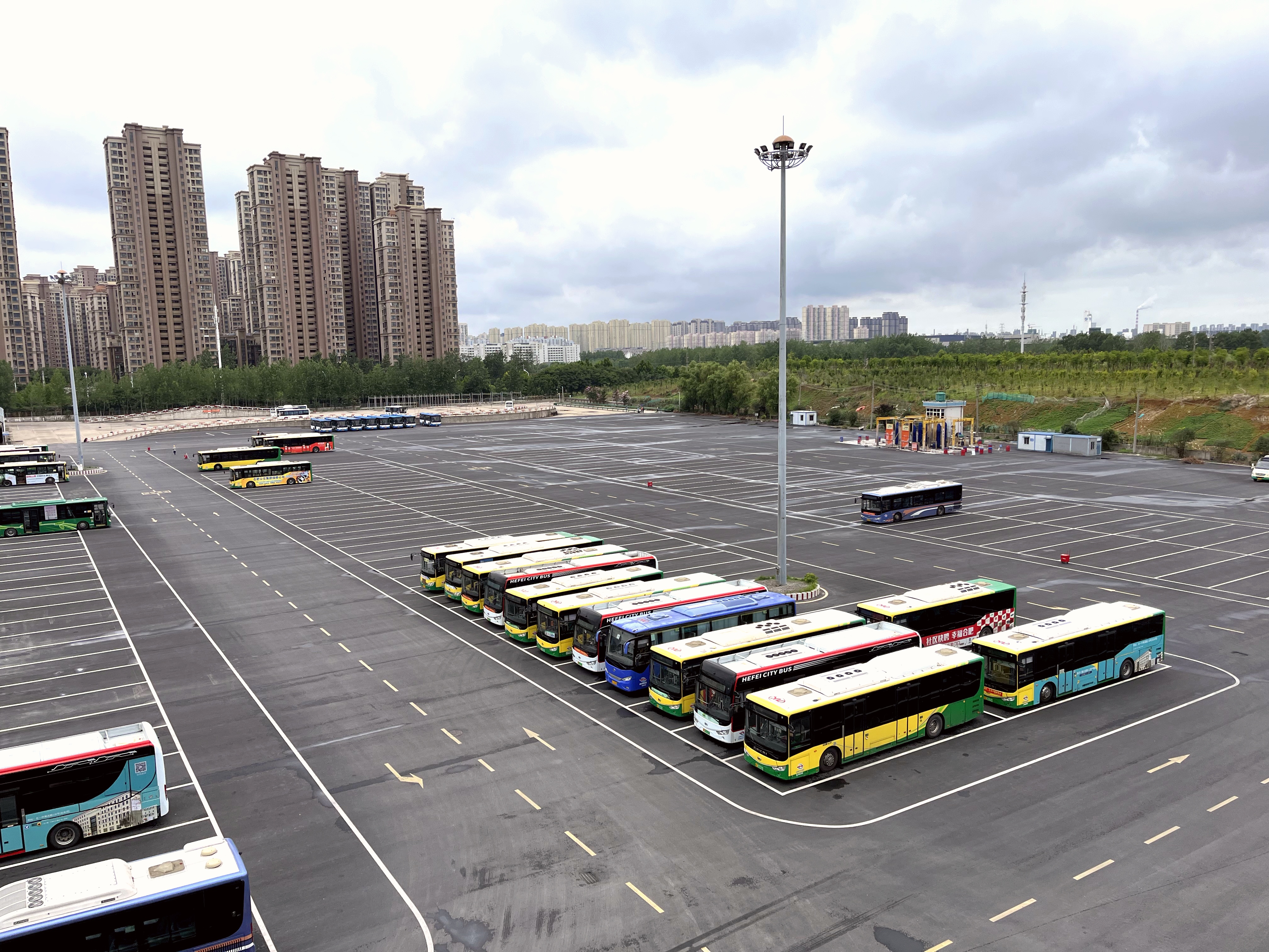 浙江一建，浙江一建停車坪項(xiàng)目全面竣工！ (2).jpg