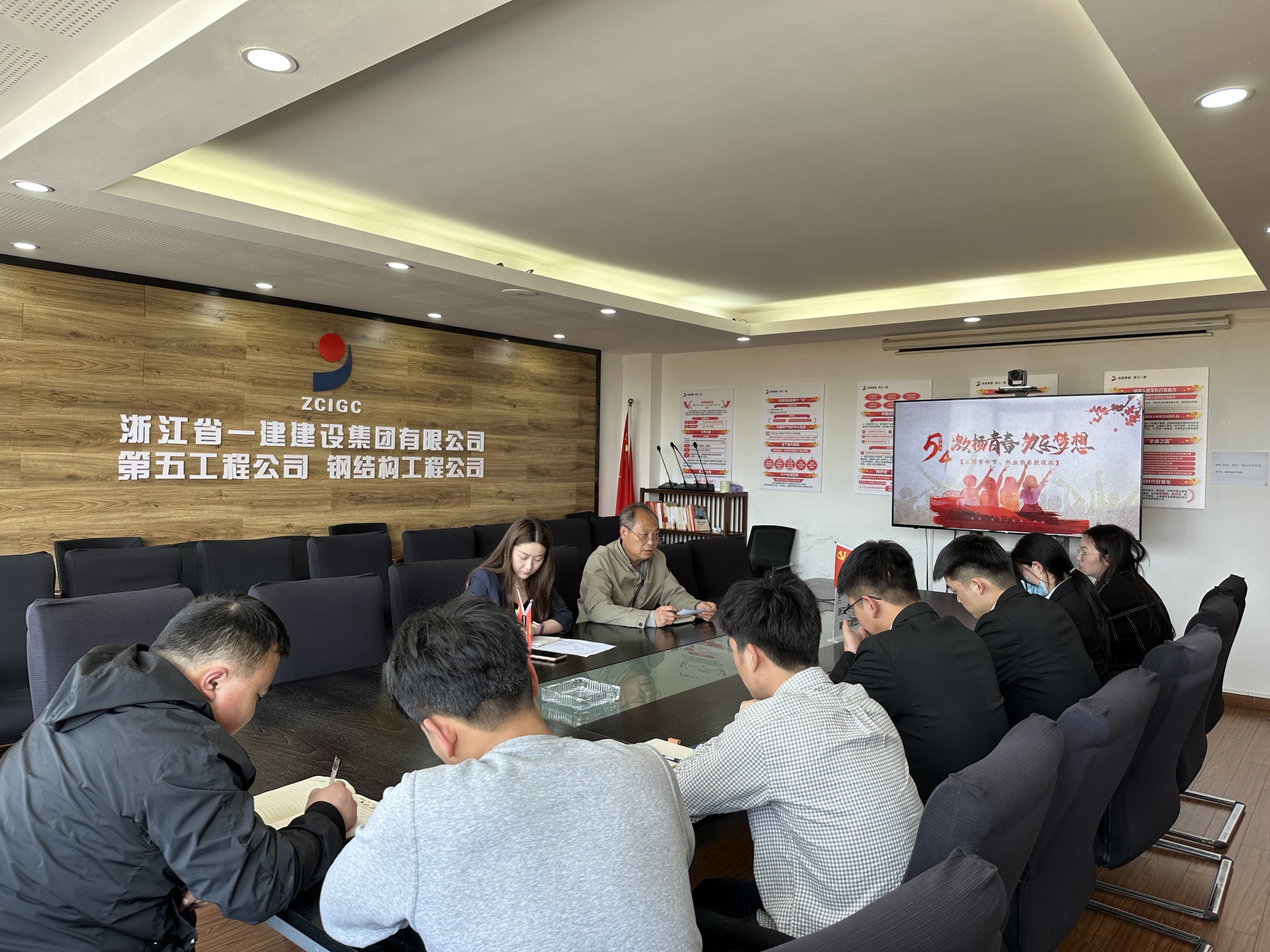 481abfec-bf46-433b-8bfa-2c7dedc33724.jpg