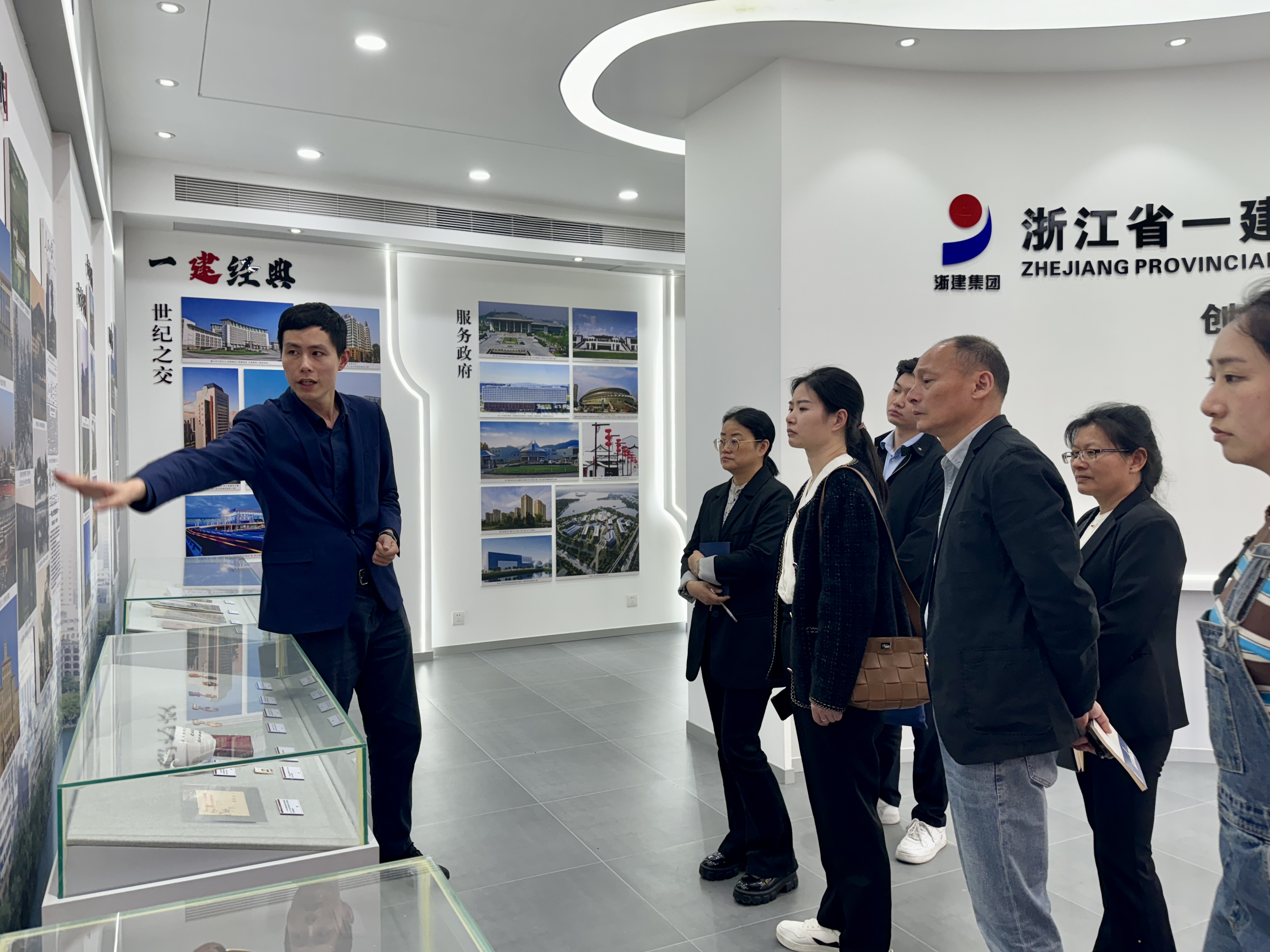 浙江一建，浙江一建召開轉(zhuǎn)崗員工入職歡迎會(huì) (2).jpg
