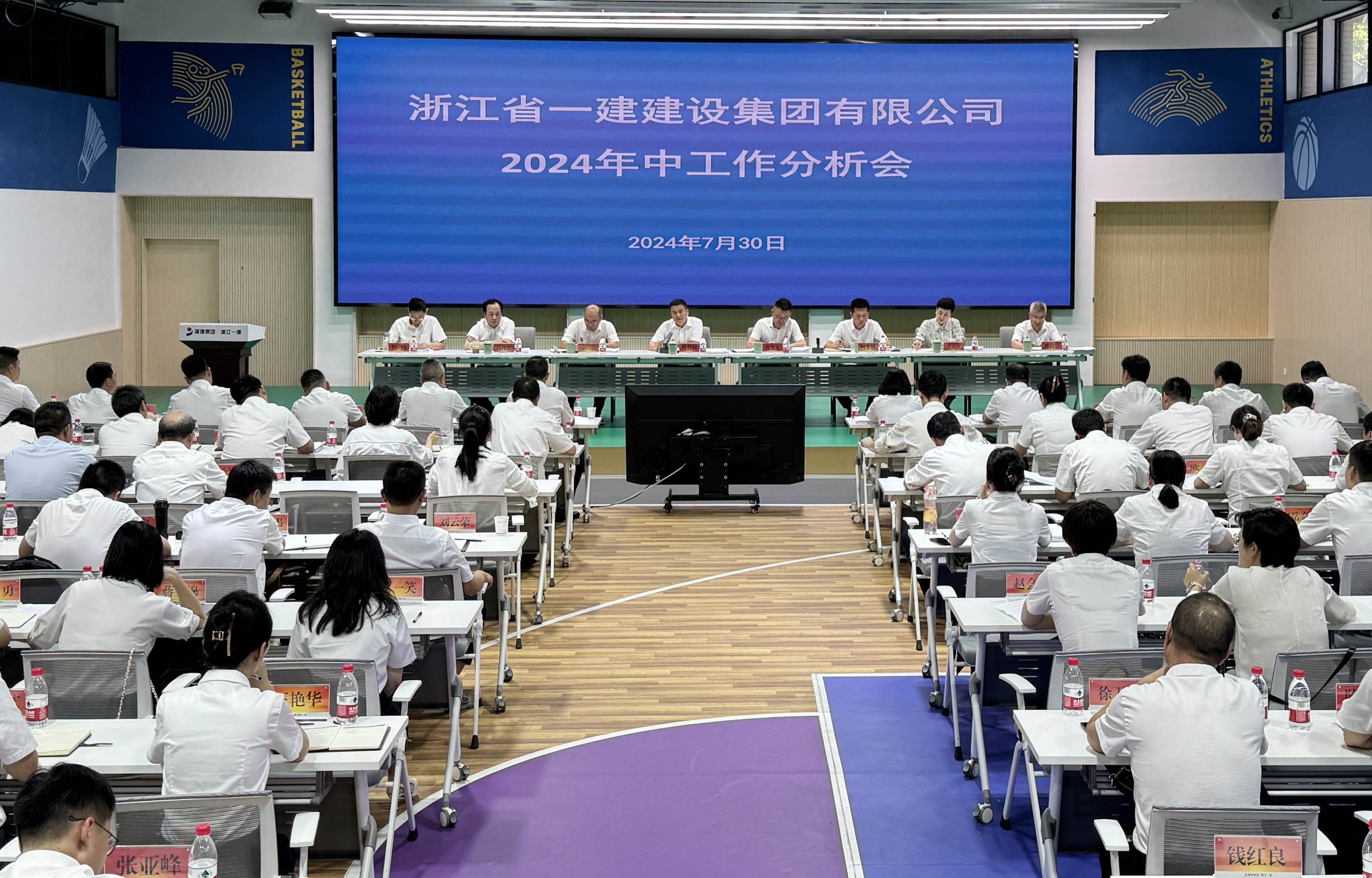 c1fdfa8aecc34c28cc03a111defbb83.jpg